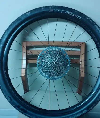 Rodas Bontrager Line Comp 30 - OPORTUNIDADE - Baixei pra vender rápido!