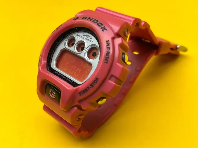 Relógio Casio G-Shock DW-6900CS-4 
