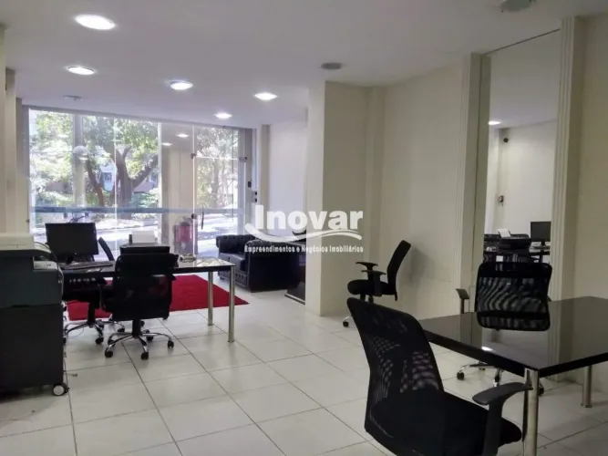 VENDA DE LOJA COMERCIAL TOTALMENTE MOBILIADA E PRONTA PARA USO! PRÓXIMO AO COLEGIO BERNOU