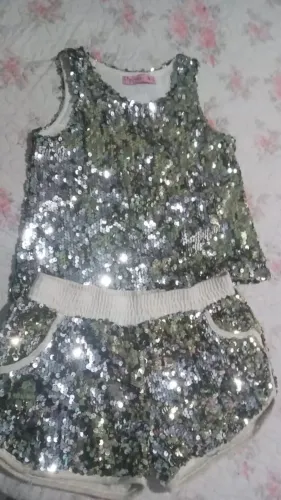 Conjunto Infantil em Paetê Dourado - Tamanho 10