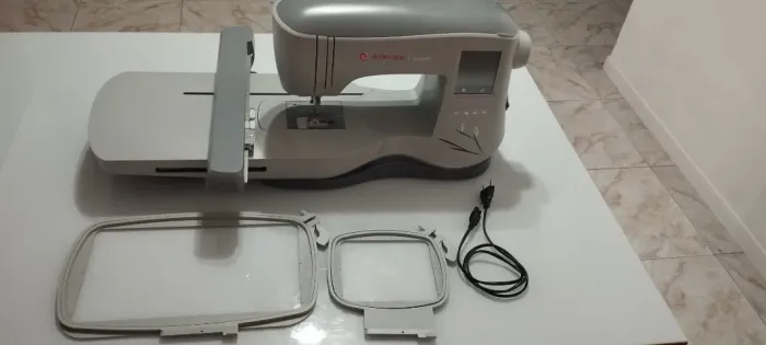Singer SuperB EM200 Máquina de Bordar