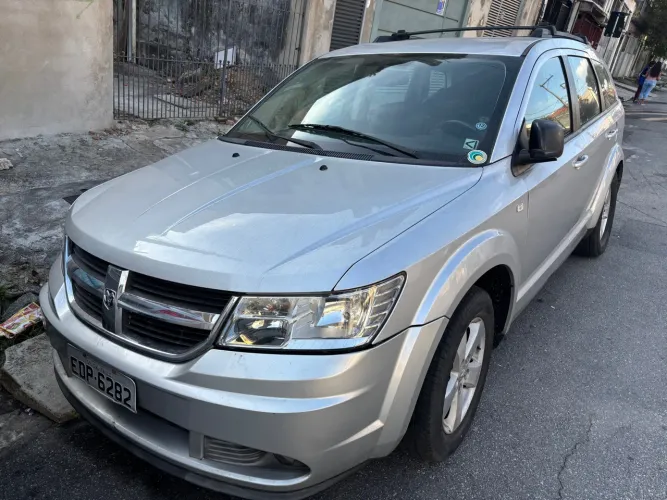 Journey sxt 2.7 ano 2009 sucata para venda de peças