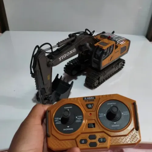 Escavadeira Controle Remoto
