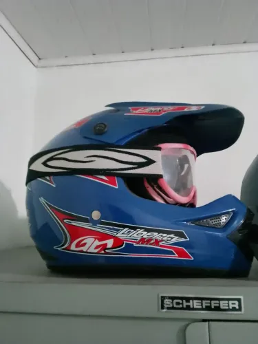 Capacete Liberty MX Azul com Óculos de Proteção