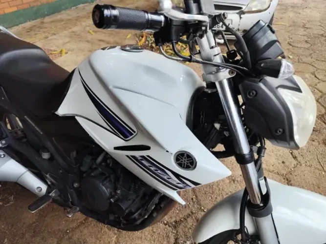 Yamaha fazer 250 blueflex 2014 - oportunidade na promissória! ?