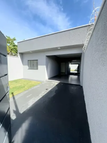 Casa à Venda 2 quarto, sendo 1 suíte no Jardim Boa Esperança em Aparecida de Goiânia-Go.