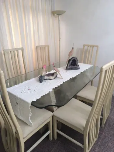 Mesa em Vidro Bisotê com Base de Mármore + 6 Cadeiras
