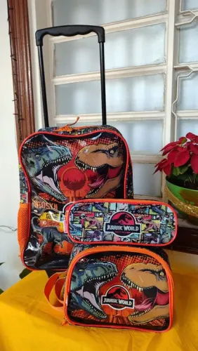 Mochila de rodinha Jurassic World - Nova