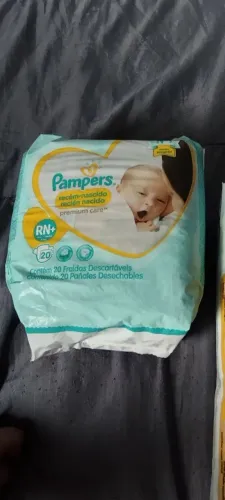 Fralda Pampers RN+ Premium 