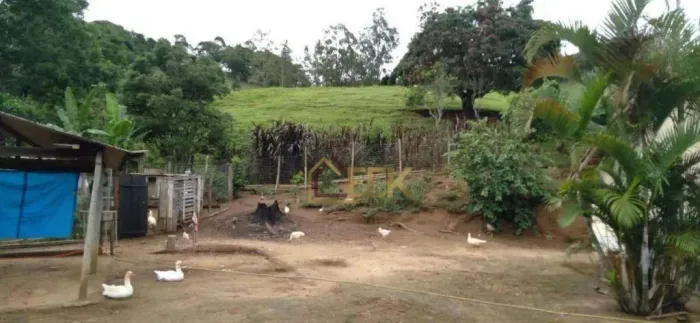 Sítio com 2 dormitórios à venda, 24000 m² por R$ 310.000 - Redencao - Redenção da Serra/SP