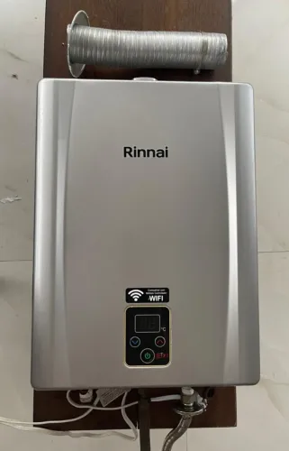 Aquecedor de Água à Gás Rinnai (21L) | GLP | Prata | Bivolt | REUE211FEHGL