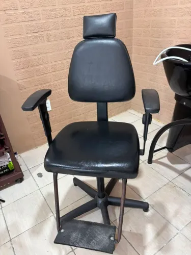 Cadeira para salão.