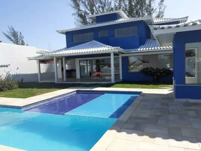 Casa independente para locação fixa no canal da Marina em Buzios