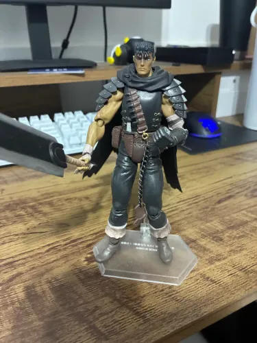 figma guts berserk bootleg