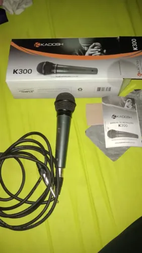 Microfone k300 com caixa