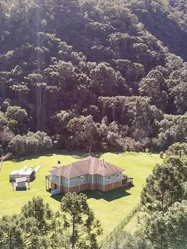 Chácara de 2 hectares com casa à venda em Urubici-SC, Águas Brancas