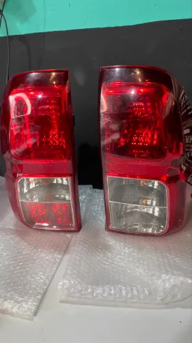 Lanternas traseiras Hilux SRX
