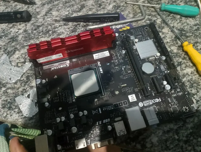 Processador AMD 5 4600g memória RAM 16 ddr4 placa mãe A320m