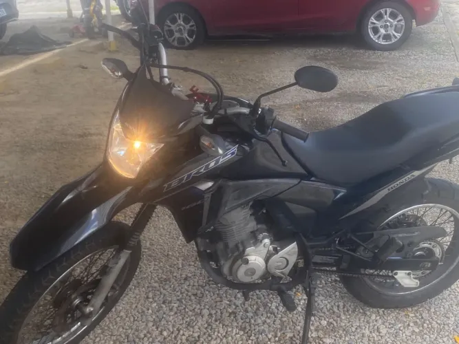 Moto Honda NXR 160