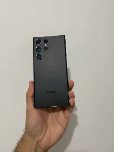 S23 ultra 256gb 12 de ram dual chip todo ok. 