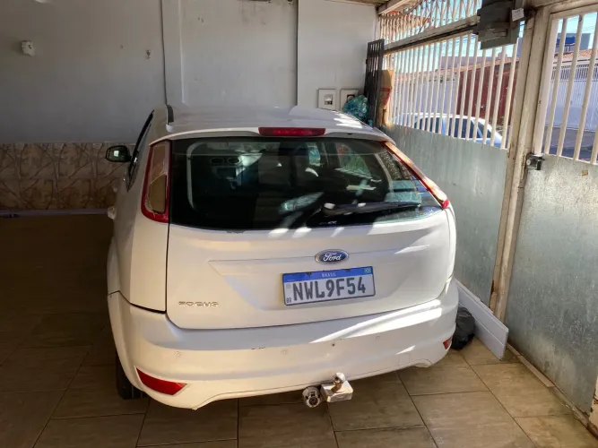 Ford Focus 1.6 S/se/se Plus Flex 8v/16v 5P 2011