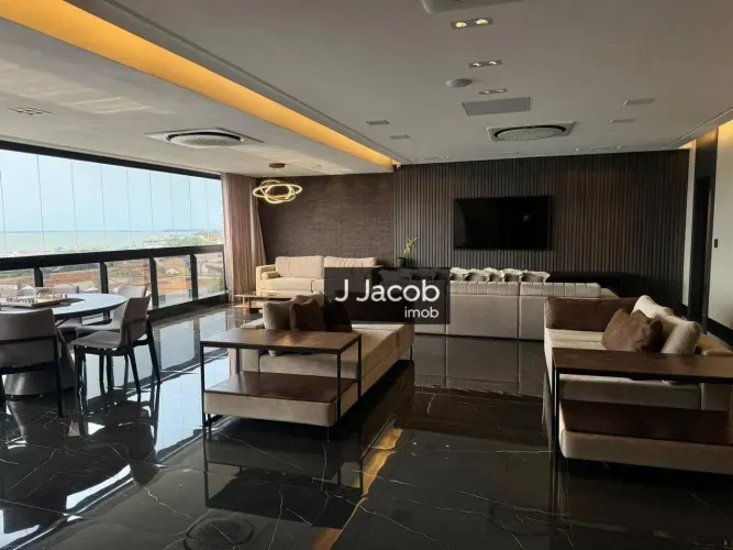 Vendo Apto com 4 quartos, 300 m² no Ed. City Bay - bairro Umarizal