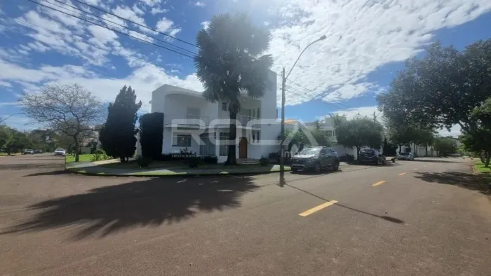 Casa Alto Padrão à Venda no Bairro Damha Golf em São Carlos
