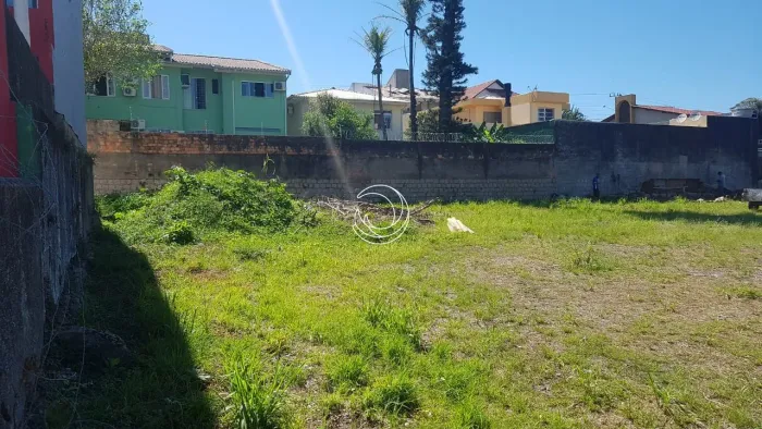 Terreno de 1353.45m² no bairro Capoeiras