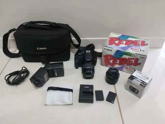  Kit Fotografia Canon EOS Rebel T5 + Lente 50mm + Flash + Acessórios | Excelente Estado