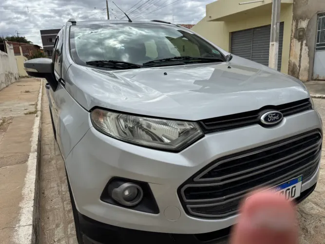 Ford Ecosport Freestyle 1.6 16V Flex 5P 2013