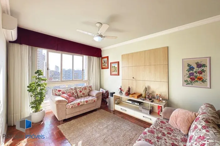 Apartamento em Menino Deus