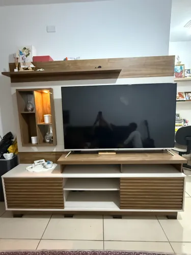 Hack com painel para Tv de até 60 polegadas