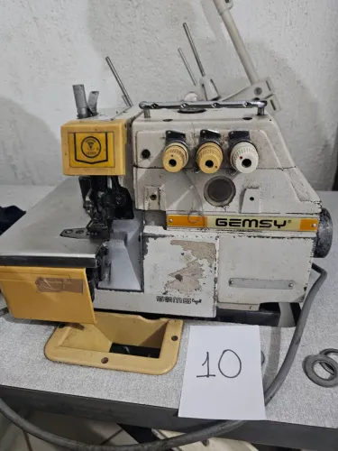 Maquina de costura industrial overlock gemsy 5 fios