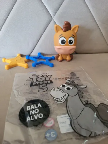 Coleção  Burguer king Toy Story Bala no Alvo