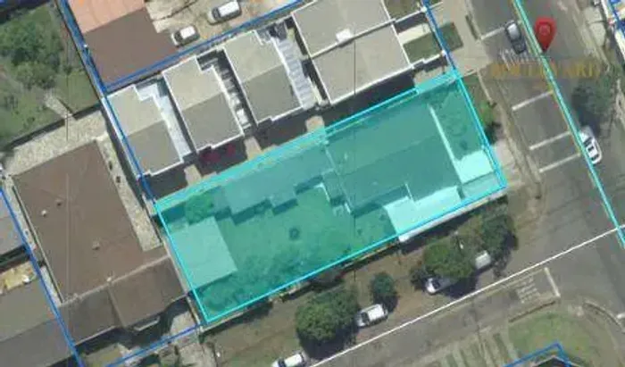 Terreno de esquina à venda, 600 m² por R$ 1.500.000 - Hauer - Curitiba/PR