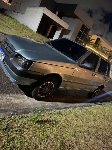 Fiat Uno Mille Grazie 1.0 Fire Flex 8V 4P 2013