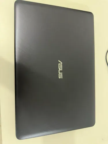 Notebook ASUS VivoBook 15" 320GB
