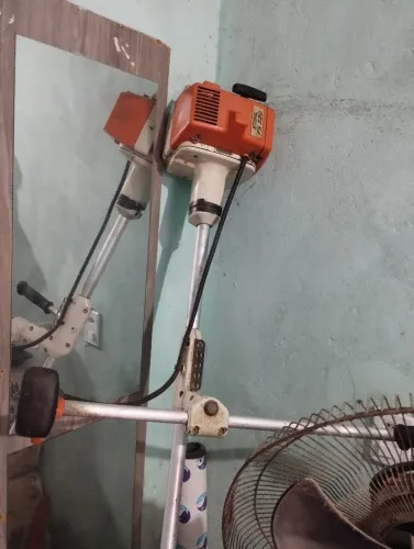 Roçadeira sthil 220