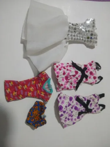Roupas para boneca