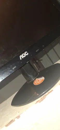 monitor! AOC muito bom, pra ir embora no precinho