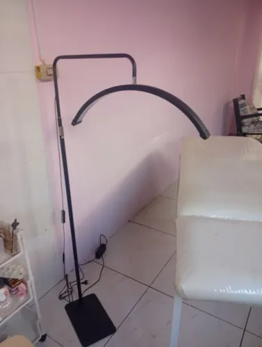 Luminária meia lua preta 