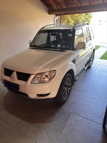 Mitsubishi Pajero TR4 2.0 Flex 16V 4X2 Aut. 2015