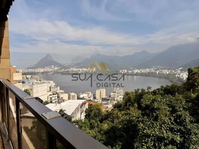 Apartamento à Venda com vista cinematográfica na Lagoa REF: AP0116