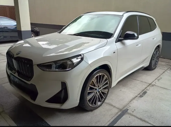 BMW IX1 Xdrive 30 M Sport (elétrico) 2026