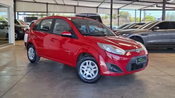 Ford Fiesta SE 1.6 8V Flex 5P 2014