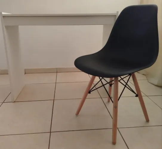 Mesa para estudos.