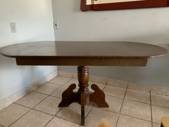 Vender - Mesa com 6 cadeiras