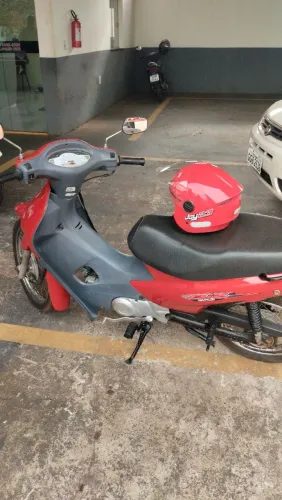 Biz 100 vermelha