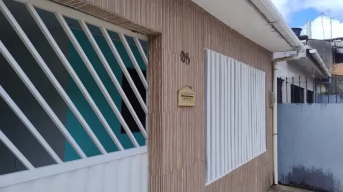 Casa 2 Quartos, 1 com Suíte + Quintal Amplo | Aceito Troca | R$ 140.000