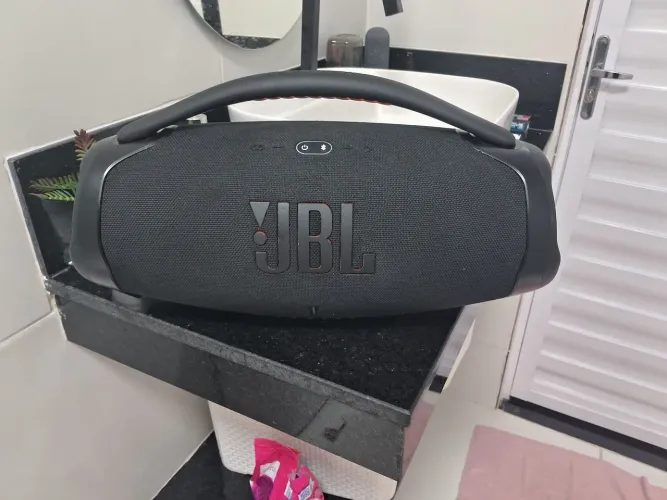 Bombox 3